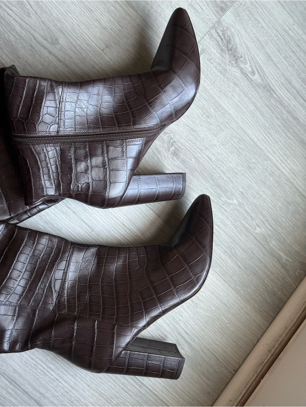 Halogen croc embossed